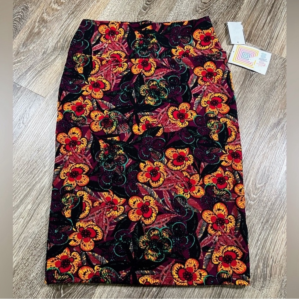 Lularoe Skirt Women XS Black Red Yellow Floral Cassie‎ Pencil Skirt Bodycon Boho